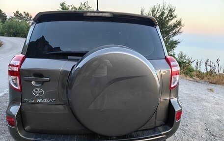 Toyota RAV4, 2011 год, 1 300 000 рублей, 5 фотография