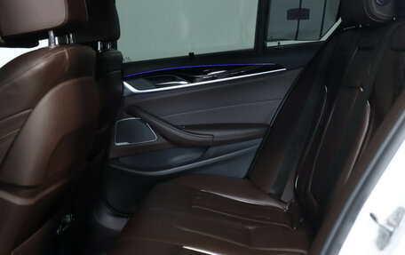 BMW 5 серия, 2021 год, 3 790 000 рублей, 24 фотография