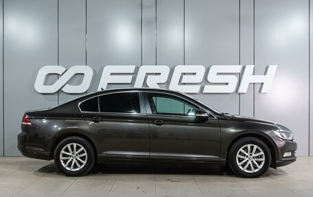 Volkswagen Passat B8 рестайлинг, 2017 год, 1 799 000 рублей, 5 фотография