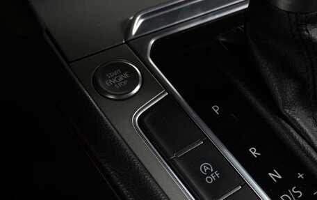 Volkswagen Passat B8 рестайлинг, 2017 год, 1 799 000 рублей, 19 фотография