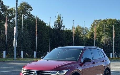 Volkswagen Tiguan II, 2021 год, 3 350 000 рублей, 2 фотография