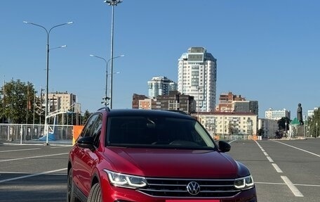 Volkswagen Tiguan II, 2021 год, 3 350 000 рублей, 5 фотография