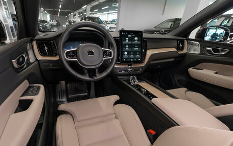 Volvo XC60 II, 2025 год, 5 900 000 рублей, 7 фотография