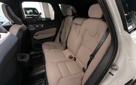 Volvo XC60 II, 2025 год, 5 900 000 рублей, 13 фотография