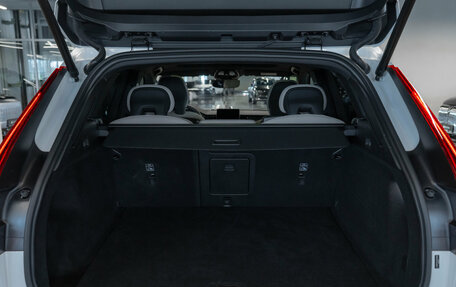 Volvo XC60 II, 2025 год, 5 900 000 рублей, 25 фотография