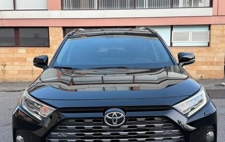 Toyota RAV4, 2021 год, 3 280 000 рублей, 1 фотография