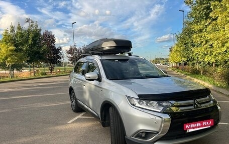 Mitsubishi Outlander III рестайлинг 3, 2018 год, 2 850 000 рублей, 34 фотография
