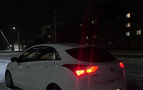 Hyundai i30 II рестайлинг, 2012 год, 900 000 рублей, 7 фотография