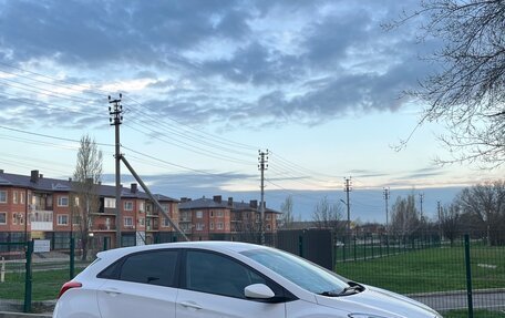 Hyundai i30 II рестайлинг, 2012 год, 900 000 рублей, 2 фотография