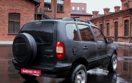 Chevrolet Niva I рестайлинг, 2005 год, 420 000 рублей, 2 фотография
