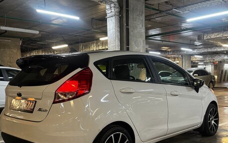 Ford Fiesta, 2017 год, 950 000 рублей, 6 фотография