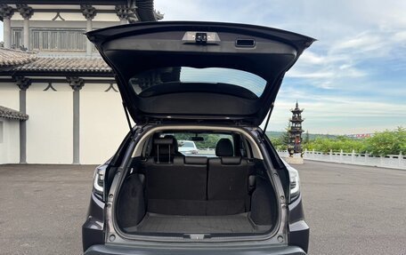 Honda Vezel, 2021 год, 1 670 000 рублей, 8 фотография