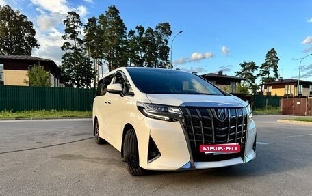 Toyota Alphard III, 2021 год, 7 500 000 рублей, 2 фотография