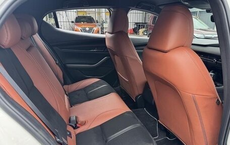 Mazda 3, 2023 год, 1 392 010 рублей, 18 фотография