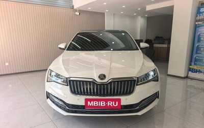 Skoda Superb III рестайлинг, 2022 год, 1 980 000 рублей, 1 фотография