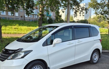 Honda Freed I, 2009 год, 815 000 рублей, 2 фотография
