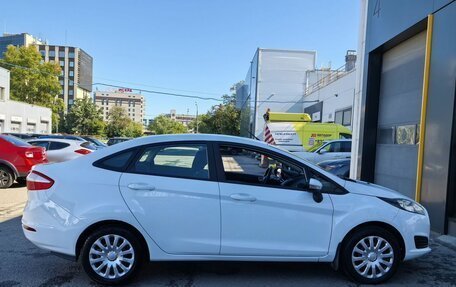 Ford Fiesta, 2015 год, 870 000 рублей, 4 фотография