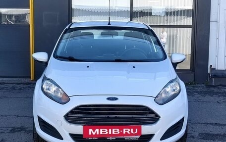 Ford Fiesta, 2015 год, 870 000 рублей, 2 фотография