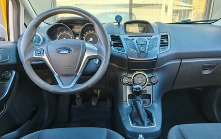 Ford Fiesta, 2015 год, 870 000 рублей, 11 фотография