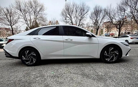 Hyundai Elantra, 2023 год, 1 350 007 рублей, 4 фотография