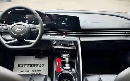 Hyundai Elantra, 2023 год, 1 350 007 рублей, 11 фотография