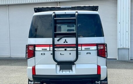 Mitsubishi Delica D:5 I, 2023 год, 2 357 000 рублей, 6 фотография