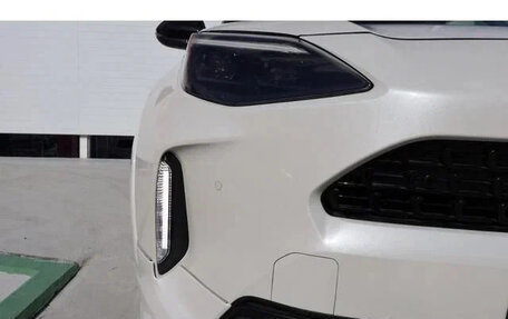 Toyota Yaris Cross, 2023 год, 1 350 007 рублей, 3 фотография