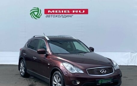 Infiniti QX50 I рестайлинг, 2014 год, 2 100 000 рублей, 3 фотография