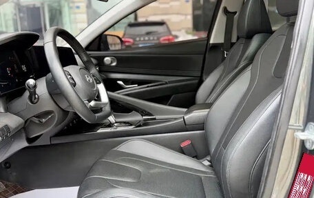 Hyundai Elantra, 2023 год, 1 490 100 рублей, 10 фотография