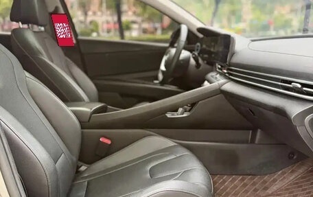 Hyundai Elantra, 2023 год, 1 490 100 рублей, 13 фотография