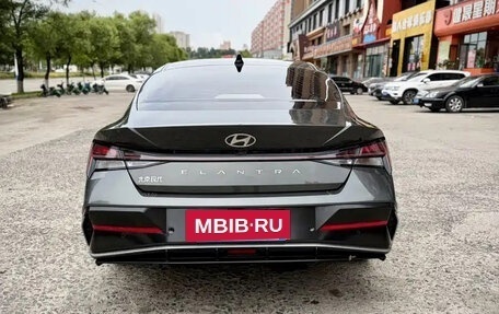 Hyundai Elantra, 2023 год, 1 490 100 рублей, 5 фотография