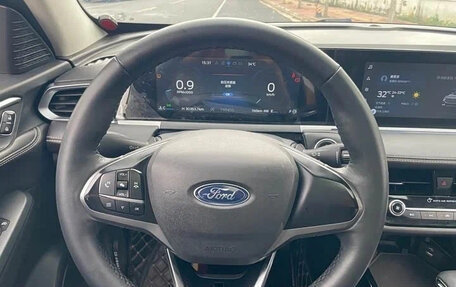 Ford Escort, 2023 год, 970 007 рублей, 6 фотография