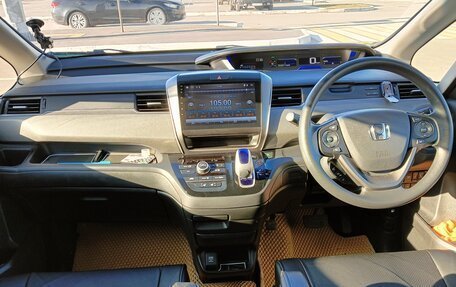 Honda Freed II, 2016 год, 1 650 000 рублей, 2 фотография