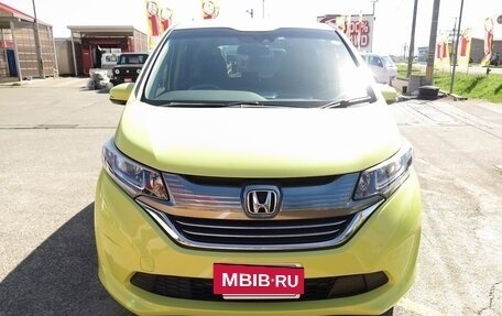 Honda Freed II, 2016 год, 1 650 000 рублей, 17 фотография
