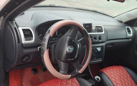 Skoda Fabia II, 2010 год, 495 000 рублей, 6 фотография
