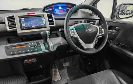 Honda Freed I, 2013 год, 1 190 000 рублей, 13 фотография