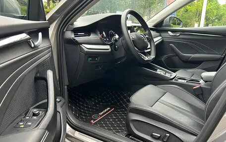 Skoda Octavia IV, 2022 год, 1 987 010 рублей, 9 фотография