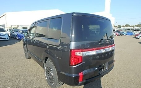 Mitsubishi Delica D:5 I, 2022 год, 2 980 000 рублей, 3 фотография