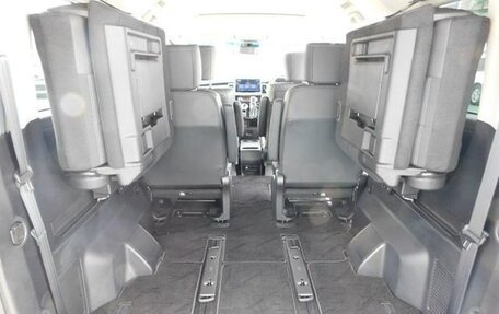 Mitsubishi Delica D:5 I, 2022 год, 2 150 002 рублей, 25 фотография