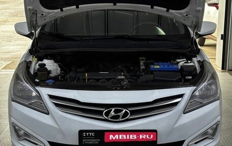Hyundai Solaris II рестайлинг, 2016 год, 890 000 рублей, 11 фотография