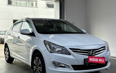Hyundai Solaris II рестайлинг, 2016 год, 890 000 рублей, 3 фотография