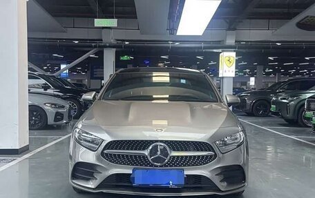 Mercedes-Benz A-Класс, 2020 год, 1 680 008 рублей, 2 фотография