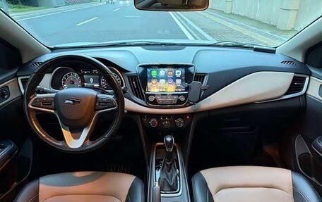 Chevrolet Monza, 2022 год, 1 040 000 рублей, 4 фотография