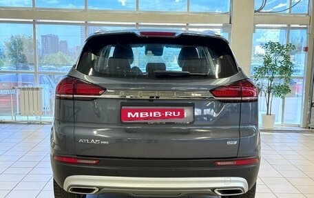 Geely Atlas, 2022 год, 1 800 000 рублей, 4 фотография