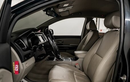 KIA Carnival III, 2019 год, 2 860 000 рублей, 5 фотография