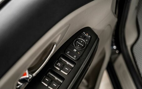 KIA Carnival III, 2019 год, 2 860 000 рублей, 17 фотография