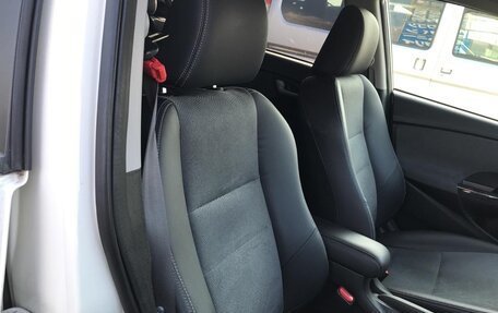 Honda Insight II рестайлинг, 2014 год, 666 000 рублей, 20 фотография