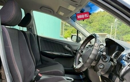 Honda Stream II, 2013 год, 840 000 рублей, 15 фотография