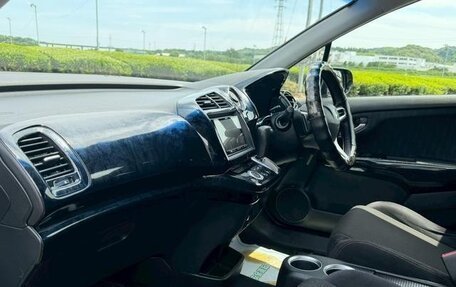 Honda Stream II, 2013 год, 840 000 рублей, 20 фотография