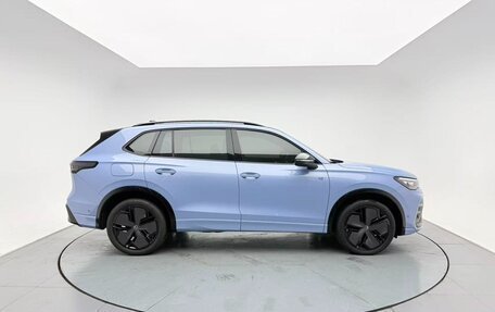 Volkswagen Tiguan, 2024 год, 4 418 700 рублей, 5 фотография